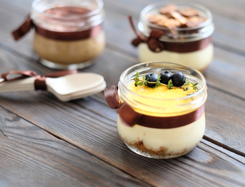 doces no pote decorado